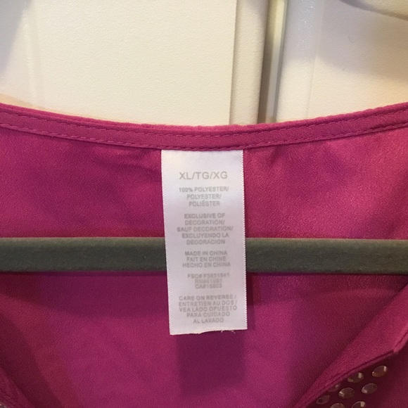 New without tags AVON Pink Embellished Blouse - Picture 6 of 6